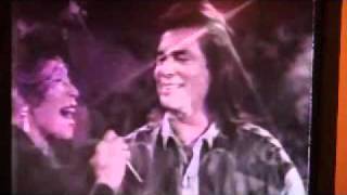 Engelbert Humperdinck on Vicki part 3 [upl. by Dray31]