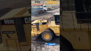 Cat 992G Heavy Construction Vehicles Working Caterpillar Loaders And Loading Dump Trucks [upl. by Weinberg]