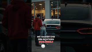 🚨 Unglaublicher AutoDiebstahl Teenager stehlen 500000 Dollar teure Land Rovers 🚗💥 [upl. by Nanek401]