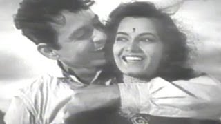 Do Naina Tumhare Pyare  Hemant Kumar Geeta Dutt Shrimatiji Romantic Song Duet [upl. by Zelle]