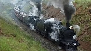 Steam Train struggles on 1 in 48 grade SRV Robinvale Weekender Australian Trains [upl. by Maag]