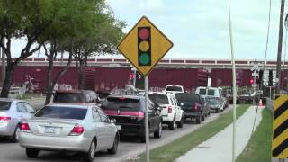 UP 7393 leads QEWWC07 Missouri City TX [upl. by Horwath743]