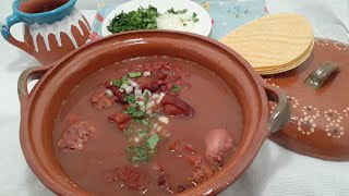 Sopa De Frijoles Con Chicharrón con el Sazón único De maMÁ👩‍👧‍👦 [upl. by Laband909]