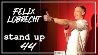 Felix Lobrecht quotDeutsche sind höchstens relativ coolquot  Stand Up 44 [upl. by Weasner181]