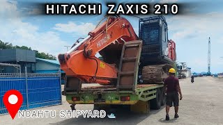 TURUN DARI TRONTON SELFLOADER HITACHI ZAXIS 210 [upl. by Anaiq]