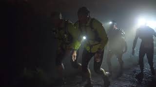 Trail des pyramides noires  le début de la course dans la nuit et sous la pluie [upl. by Ahsinnod]