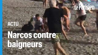 Espagne  l’incroyable arrestation de trafiquants de drogue par des baigneurs sur une plage [upl. by Anirtap]