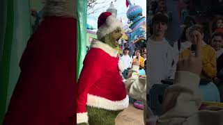 AN ICONIC ENTRANCE FROM THE GRINCH AT UNIVERSAL STUDIOS ORLANDO  GRINCHMAS [upl. by Rehpotsihc]