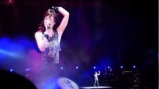 Sandy Lam Concert 050412  爱上一个不回家的人 [upl. by Adine]