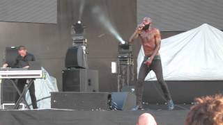 Death Grips quotIve Seen Footagequot  Ottawa Bluesfest 20130713 [upl. by Devona]