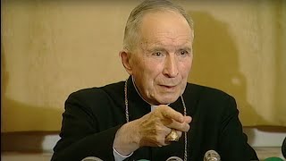 Catholique et intégriste  Documentaire [upl. by Droffig]