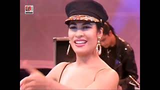 Selena  La Carcacha Live Astrodome 1993 Original quotRemasteredquot Audio [upl. by Nuncia]