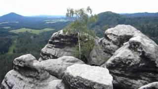 Dittersbacher Wände in der Böhmischen Schweiz und Teufelsmauer nahe Oschitz in Tschechien [upl. by Irol211]