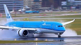 Reverse thrust JUST AMAZING on a wet runway A380 B747 B777 B787 A330 [upl. by Letty602]