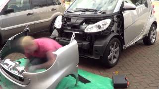 How to change the front panels of a Smart ForTwo 451 [upl. by Jurkoic]