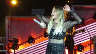 Kelsea Ballerini quotDibsquot Live  BBampT Pavilion [upl. by Ralph]