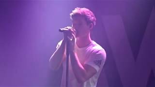 Wincent Weiss INTRO Live quotWir sindquot amp quotBetonherzquot  Irgendwas gegen die Stille Tour WIEN [upl. by Sokem]