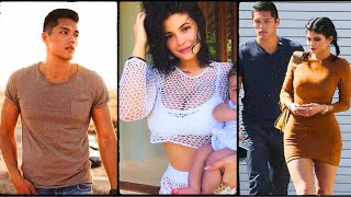 Celebrities With HOT Bodyguards [upl. by Bondon]