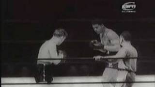 Joe Louis vs Tommy Farr  Part 1 of 3 Title fight [upl. by Boutis]