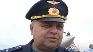 Rosyjski pilot zabity młotkiem – odpowiedzialny za ataki na cywili zatrzymany przez lokalnych mi [upl. by Nylissej]