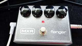 MXR Flanger M117R Bass [upl. by Assilram759]