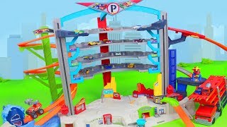 Hot Wheels Ultimate Garage mit Spielzeugautos von Lightning McQueen amp Blaze für Kinder [upl. by Leoj110]