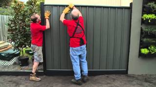 How To Install Colorbond Fence Panels  DIY At Bunnings [upl. by Zara]