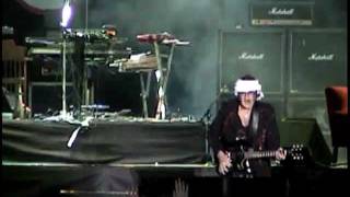 Charly Garcia  Demoliendo hoteles  Quilmes Rock 2004 [upl. by Boar]