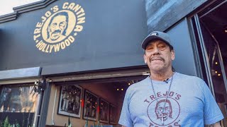 Food review  Trejo’s tacos  one of the best taco spots in Hollywood owned by Danny trejo [upl. by Nahgaem]