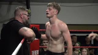 South Moreton Boxing Club Bounty Hunters Bout 9 K1 Lewis Radbourne Vs Ollie Whelan [upl. by Frants497]