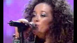 Rhianna Kenny sings Oh Baby Top of the Pops 2002 [upl. by Notxed]