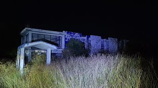 NO DEBEMOS ESTAR AQUÍ  ÉSTO PASÓ 😱😰 exploracionesurbanas paranormal abandono [upl. by Eignat]