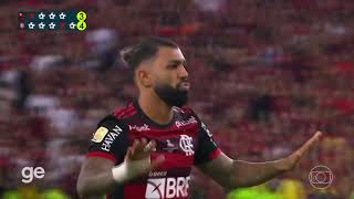 Gabigol chama a torcida do Flamengo e incendeia o Maracanã após cobrar pênalti contra o Corinthians [upl. by Harriman328]