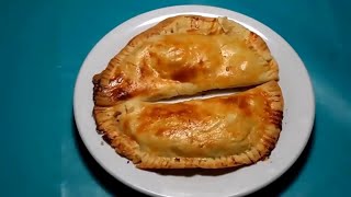 Salés au Thon amp Fromage  سوفليه تونة Soufflé tunisienCuisinetunisiennezakia [upl. by Ainitsirhc]