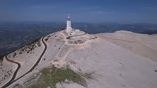 Fous du Ventoux  • FRANCE 24 [upl. by Ahsiekar]