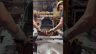 engineblock Gravity flip casting engine block fyp fouyoupage casting [upl. by Bokaj]