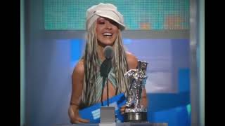 Christina Aguilera gives Eminem an award while they were in a feud August 2002 christinaaguilera [upl. by Kjersti]