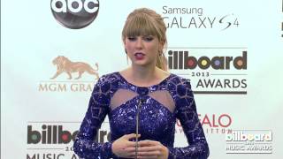 Taylor Swift in the Billboard Music Awards Press Room 2013 [upl. by Nibur]