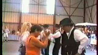 Danse Folklorique Languedocienne  France  Le Brise pieds [upl. by Notseh]