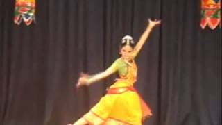 Bharatanatyam Performance Kalakshetra Hindolam Thillana Kanya Manoj [upl. by Pomfret130]