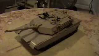 Italeri 135 M1A2 Abrams Simple Desert Diorama [upl. by Llemmart202]