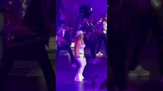 El Baile que se echó la Chiquis Rivera chiquisrivera [upl. by Oap649]