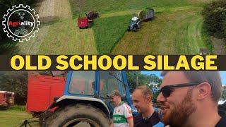 🚜🇮🇪ZETOR CRYSTAL amp FORD 7810 DOUBLE CHOP SILAGE  KIDD amp TAARUP LIFTING  DAVID BROWN BREAKS DOWN💩 [upl. by Jordain380]