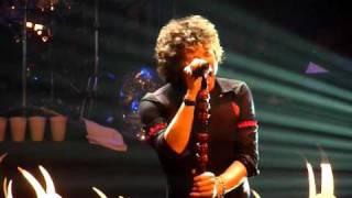 BUNBURY  La chica triste que te hacía reír HOB Anaheim 5302010 [upl. by Andras340]