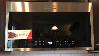 Review of the Frigidaire Gallery Air Fry Oven amp Microwave [upl. by Guglielmo]