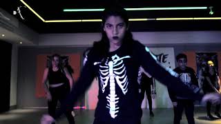 Spooky Scary Skeletons Remix  Coreografía por José Aké DistritosArte Studio [upl. by Aronid]