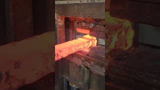 Forging out a starter billet for some feather damascus forging damascus interesting blacksmith [upl. by Milda]