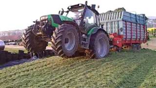 Silo fahren mit Deutz Agrotron 150 [upl. by Letsyrc723]