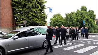 Castellanza i funerali di Mirella Cerini  il corteo funebre [upl. by Ahcsat]