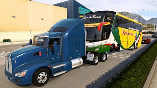 Autobús es rescatado por Kenworth T660  Marcopolo G7 en Durango [upl. by Erdnassak]